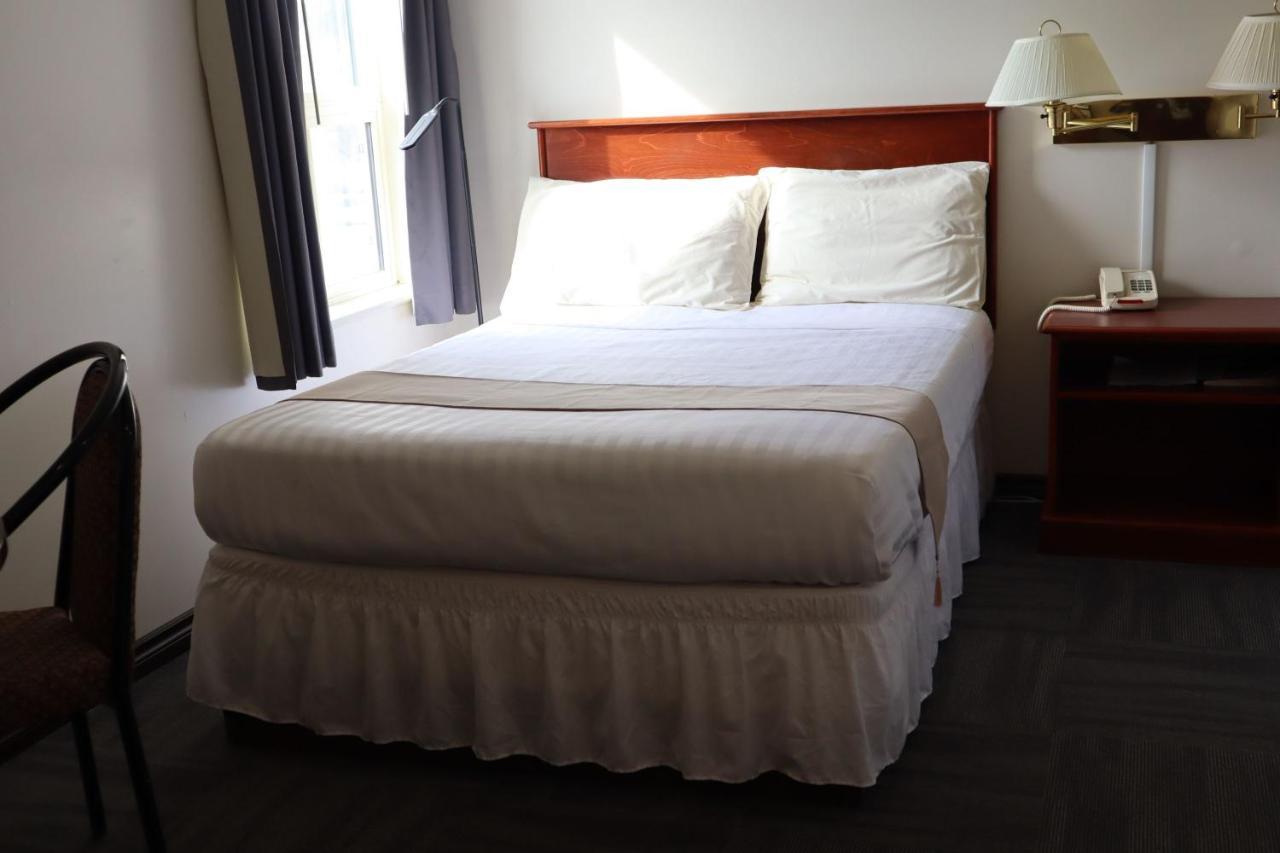 Destination Family Hotel Whitehorse Eksteriør billede